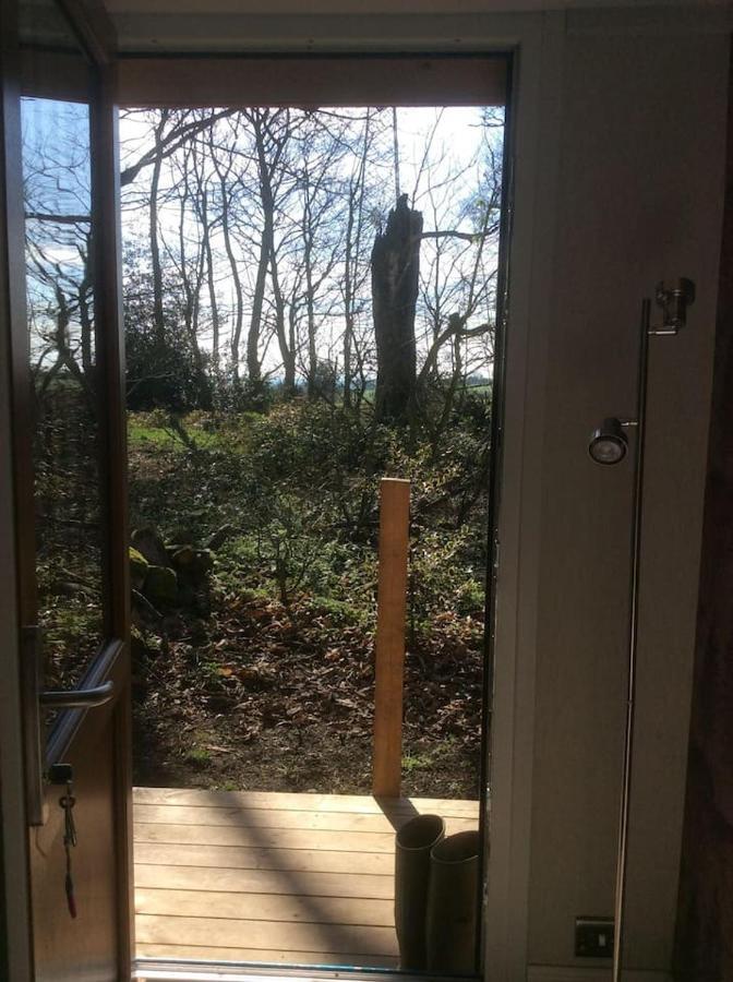 Woodland View - A Place To Escape Apartment Swynnerton ภายนอก รูปภาพ